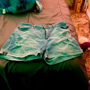 Cute denim jean shorts